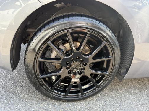 2017 Hyundai Veloster Base