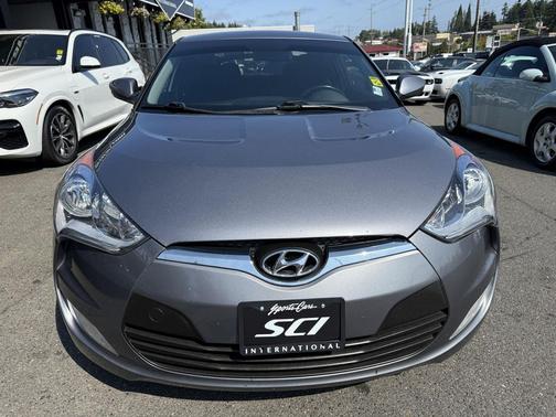 2017 Hyundai Veloster Base