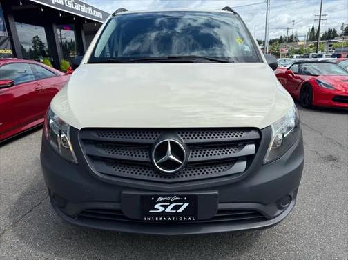 2021 Mercedes-Benz Metris Base