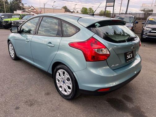 Frosted Glass 2012 Ford Focus SE