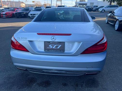 Silver 2013 Mercedes-Benz SL-Class SL 550