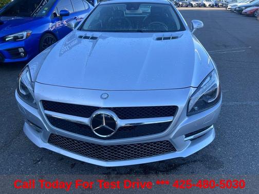 Silver 2013 Mercedes-Benz SL-Class SL 550