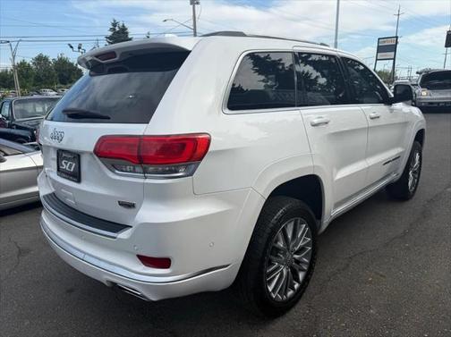 2017 Jeep Grand Cherokee Summit