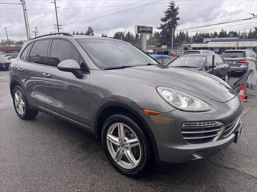 2014 Porsche Cayenne Base