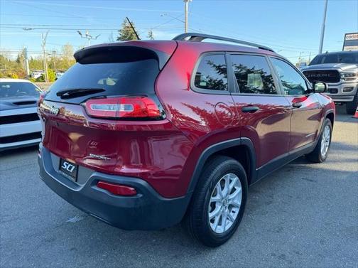 2016 Jeep Cherokee Sport