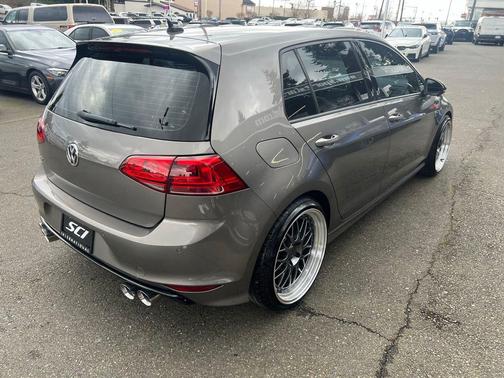 2017 Volkswagen Golf R 2.0T DSG