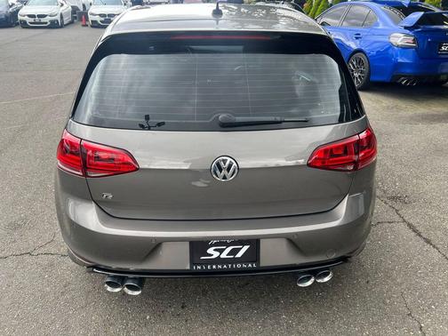 2017 Volkswagen Golf R 2.0T DSG