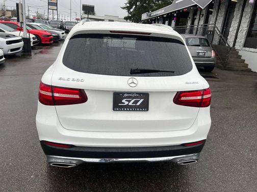 2017 Mercedes-Benz GLC 300 4MATIC