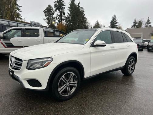 2017 Mercedes-Benz GLC 300 4MATIC