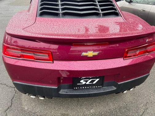 Deep Magenta Metallic 2014 Chevrolet Camaro 2SS