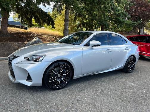 2017 Lexus IS 200t Base