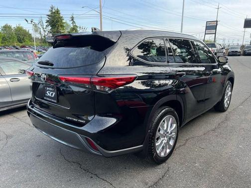 2021 Toyota Highlander Limited