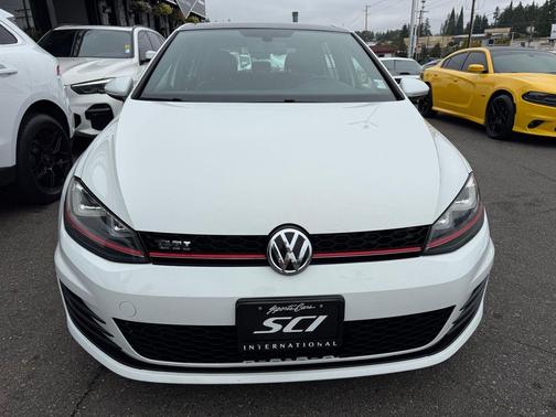 2016 Volkswagen Golf GTI 2.0T SE 4-Door