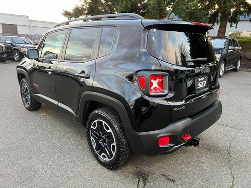 2016 Jeep Renegade Trailhawk