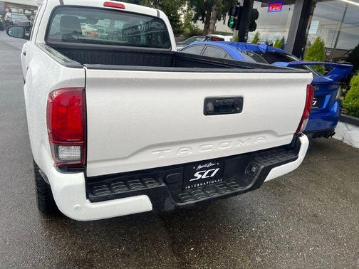 Super White 2018 Toyota Tacoma SR