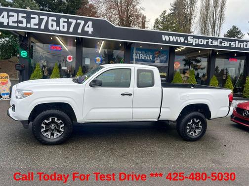 Super White 2018 Toyota Tacoma SR