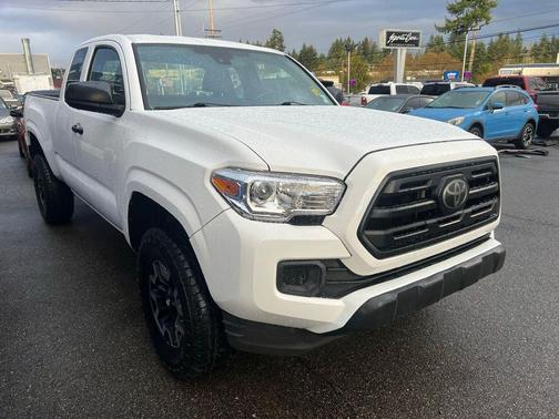 Super White 2018 Toyota Tacoma SR