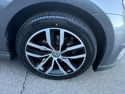 2015 Volkswagen Golf Auto TSI SE