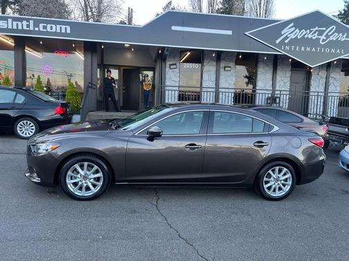 2016 Mazda Mazda6 i Sport