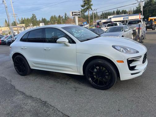 2016 Porsche Macan S