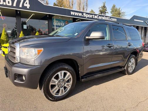 2011 Toyota Sequoia SR5