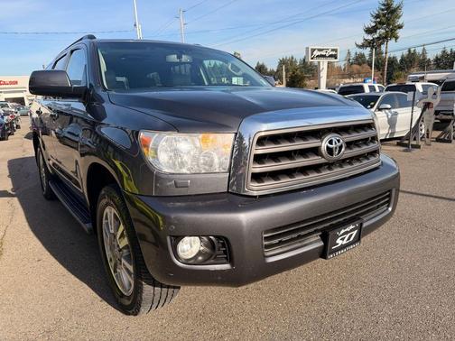 2011 Toyota Sequoia SR5