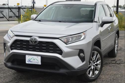 2019 Toyota RAV4 XLE Premium
