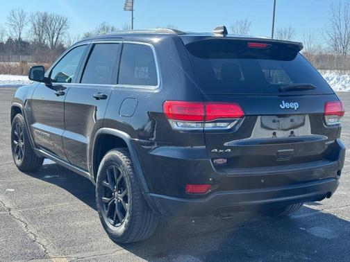 2017 Jeep Grand Cherokee Laredo