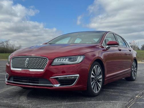 2017 Lincoln MKZ Select
