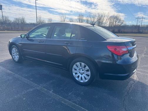 2014 Chrysler 200 LX
