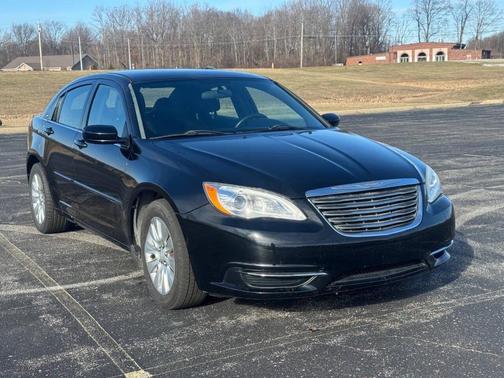 2014 Chrysler 200 LX