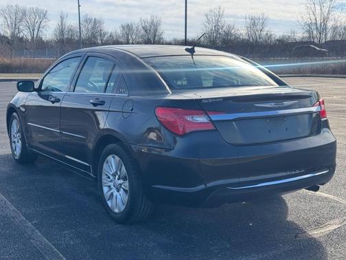 2014 Chrysler 200 LX