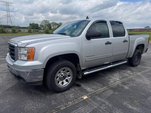 Pure Silver Metallic 2010 GMC Sierra 1500 SLE
