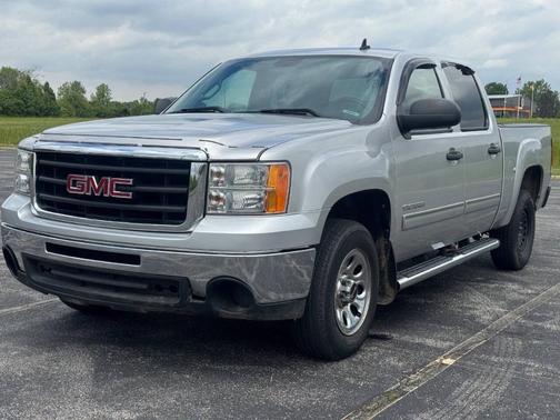 Pure Silver Metallic 2010 GMC Sierra 1500 SLE