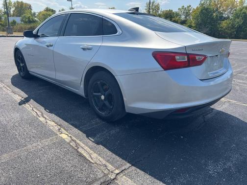2016 Chevrolet Malibu LS