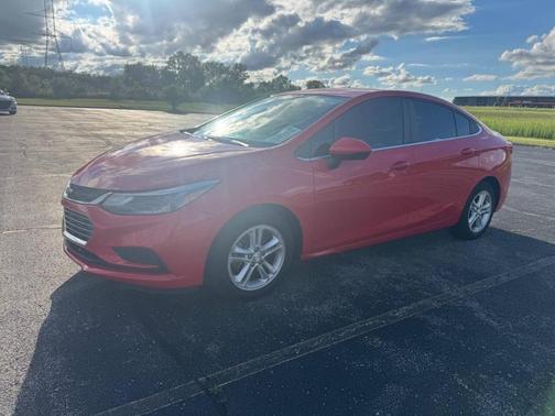 Cajun Red Tintcoat 2018 Chevrolet Cruze LT