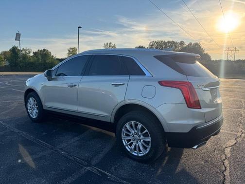 2017 Cadillac XT5 Base