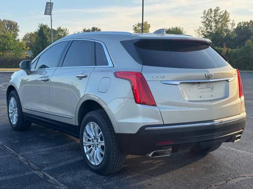 2017 Cadillac XT5 Base