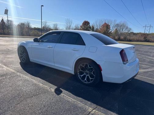 2016 Chrysler 300 S