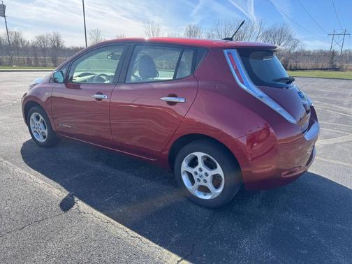 2012 Nissan Leaf SV