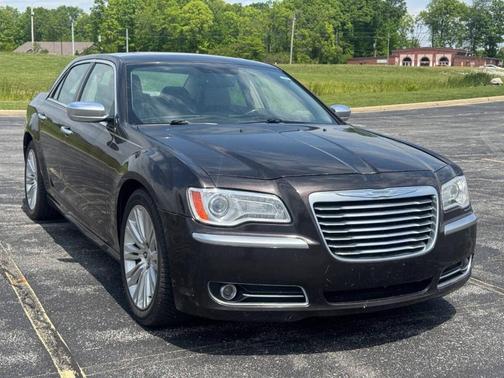 Brown Pearlcoat 2013 Chrysler 300C Luxury Series