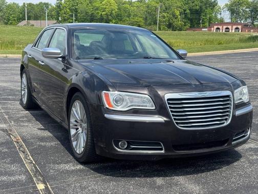 Brown Pearlcoat 2013 Chrysler 300C Luxury Series