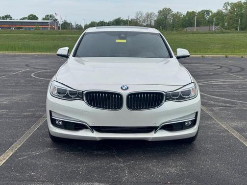 2016 BMW 328 Gran Turismo i xDrive SULEV
