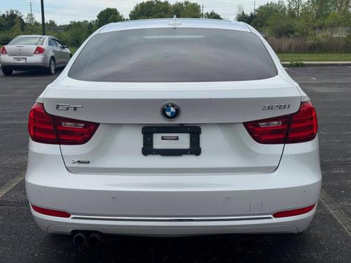 2016 BMW 328 Gran Turismo i xDrive SULEV