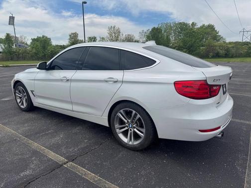 2016 BMW 328 Gran Turismo i xDrive SULEV