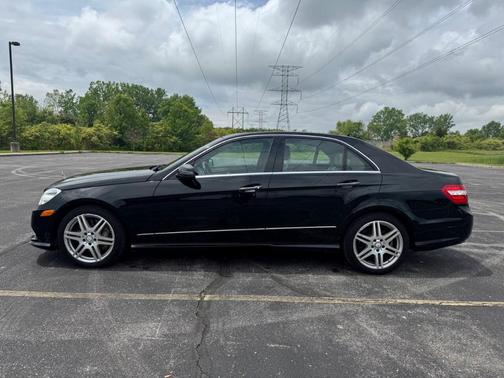 2010 Mercedes-Benz E-Class E 550 4MATIC