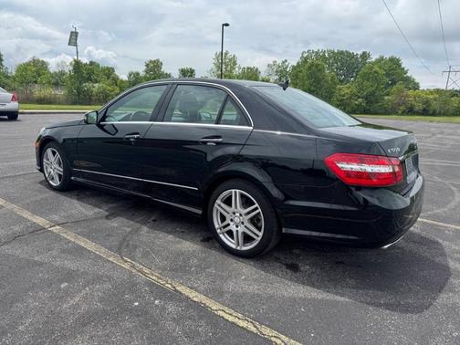 2010 Mercedes-Benz E-Class E 550 4MATIC