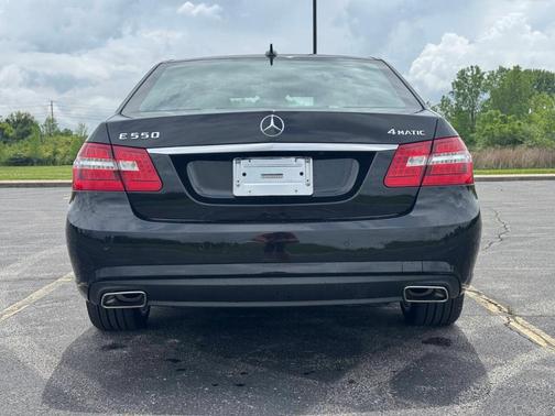 2010 Mercedes-Benz E-Class E 550 4MATIC