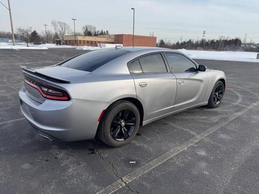 2016 Dodge Charger SXT