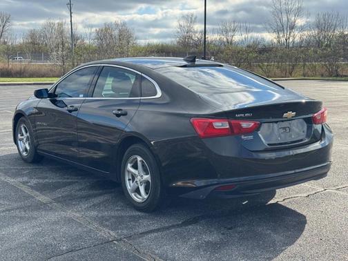 Mosaic Black Metallic 2016 Chevrolet Malibu LS
